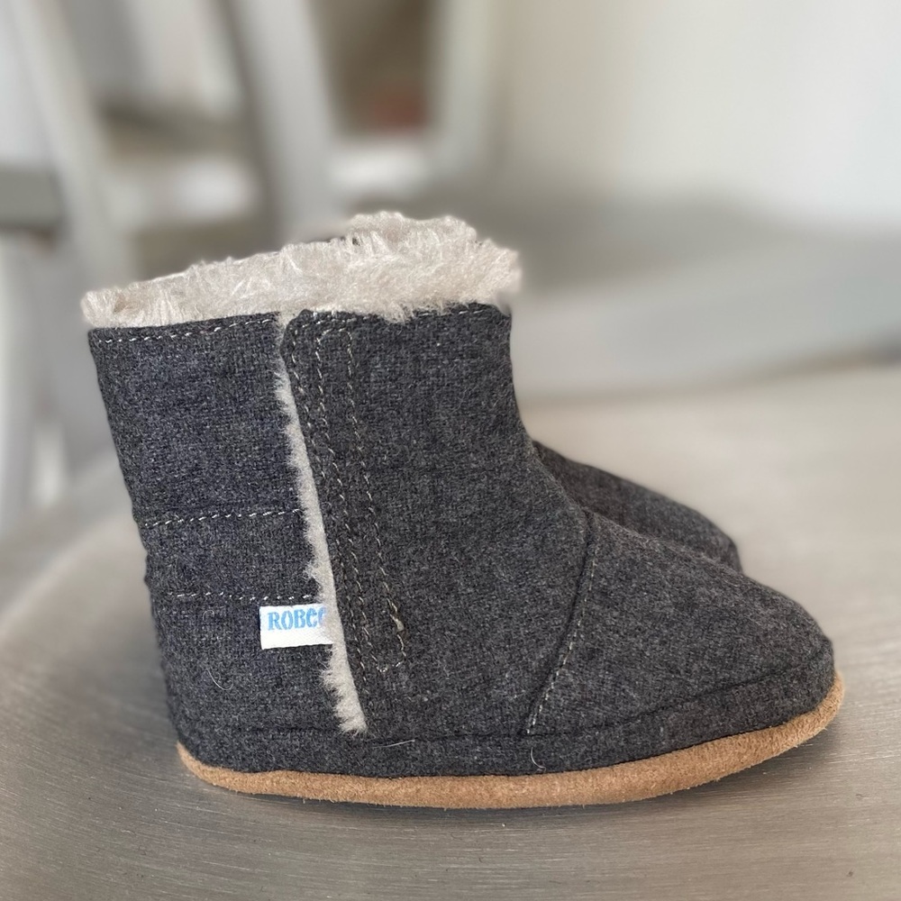 Robeez booties